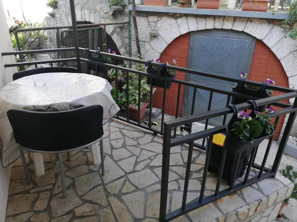 Centar Njivice Apartment Exterior photo